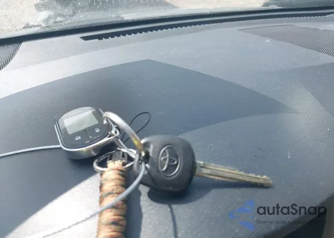 2011 Toyota Sienna Le V6 из США, поврежденный, VIN 5TDKK3DC2BS039875